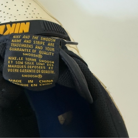 Nike Air Jordan Legacy Sneakers Low Pale CD7069-200 Unisex Cream Black SZ 8.5 - Picture 12 of 14